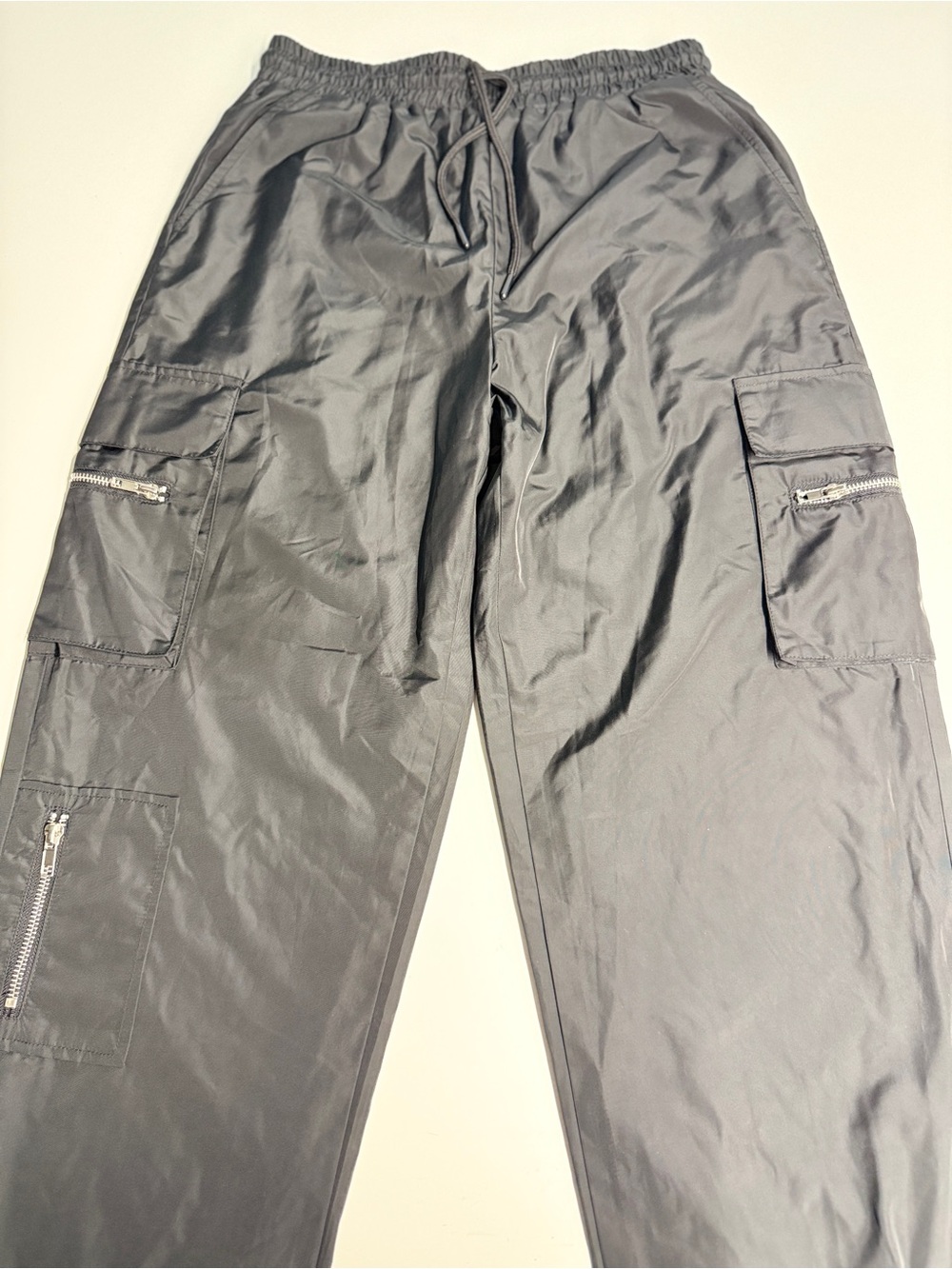 Forever 21 Women’s Black Cargo Pants with Zipper Pockets